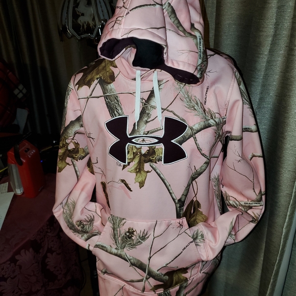 Under Armour Sweaters - Pink Camo Under Armour Sweatshirt